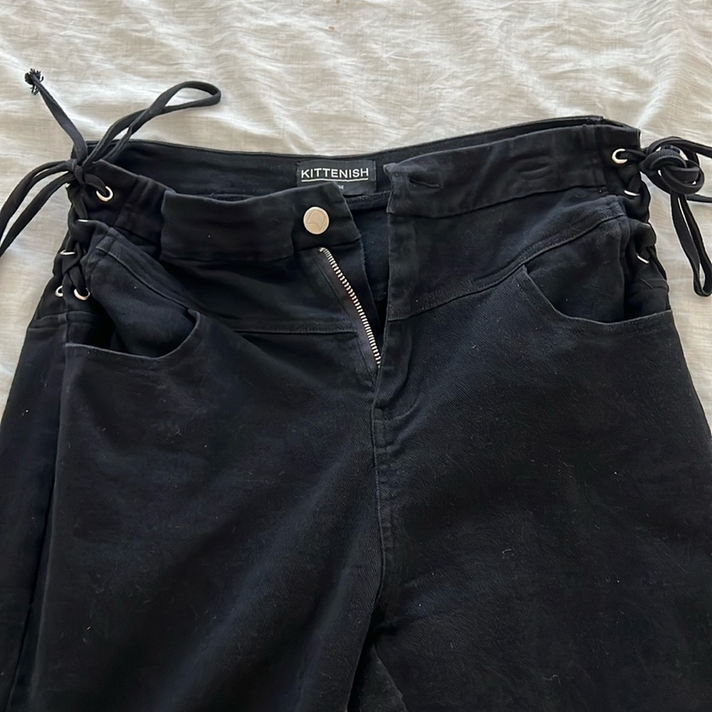 Kittenish Black Jeans with Drawstring Waist - size large